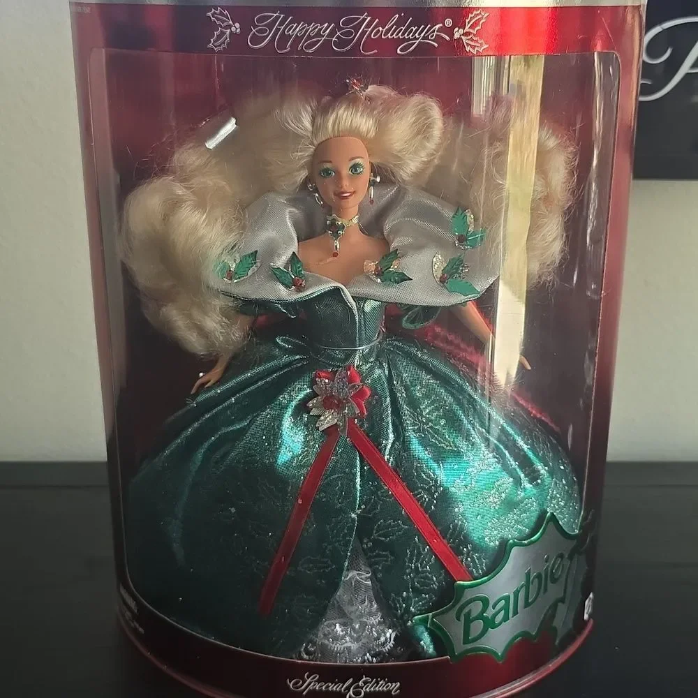 BRAND NEW 1995 HAPPY HOLIDAYS BARBIE SPECIAL EDITION IN SILVER GREEN GOWN R3